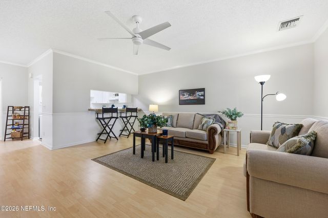 1830 SEVILLA Boulevard 204, Atlantic Beach, FL 32233