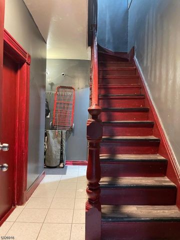 32 Jackson St, Passaic City, NJ 07055