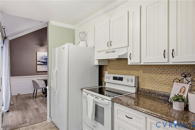 4104 Mariposa Dr, Colonial Heights, VA 23834