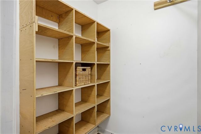 4104 Mariposa Dr, Colonial Heights, VA 23834