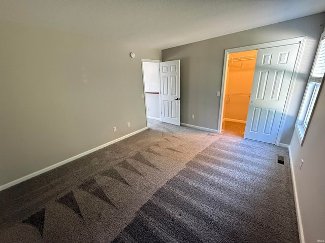 12810 Loch Dhu Lane, Fort Wayne, IN 46814