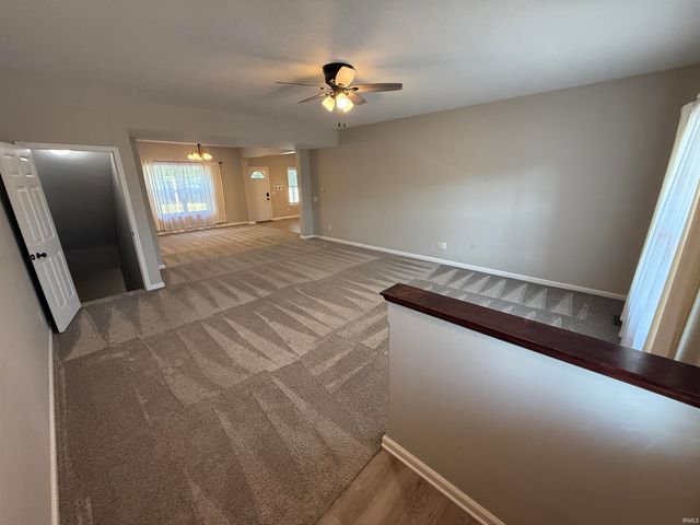 12810 Loch Dhu Lane, Fort Wayne, IN 46814