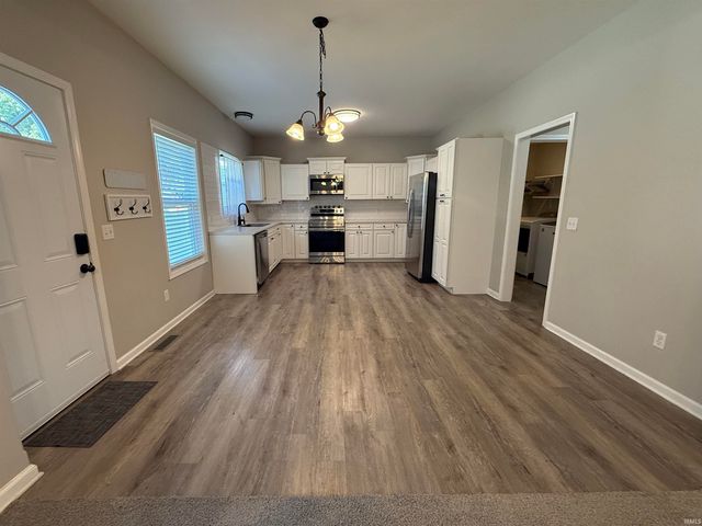 12810 Loch Dhu Lane, Fort Wayne, IN 46814