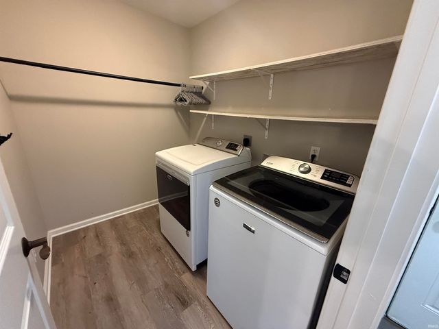 12810 Loch Dhu Lane, Fort Wayne, IN 46814