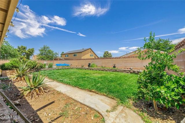44740 Calston, Lancaster, CA 93535
