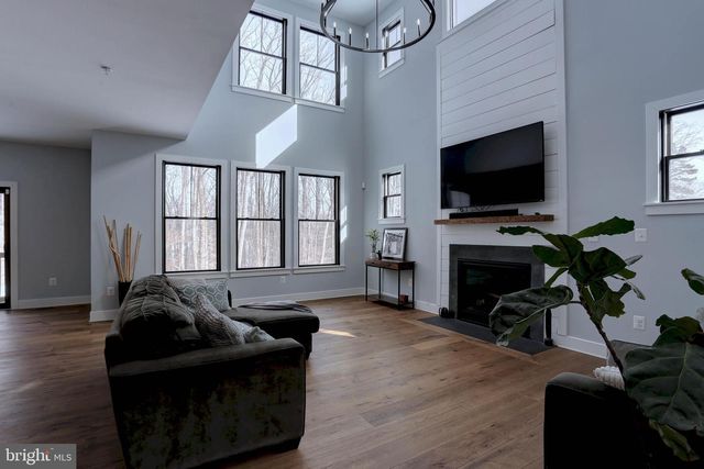 8104 REDSTONE RD, Kingsville, MD 21087