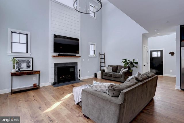 8104 REDSTONE RD, Kingsville, MD 21087