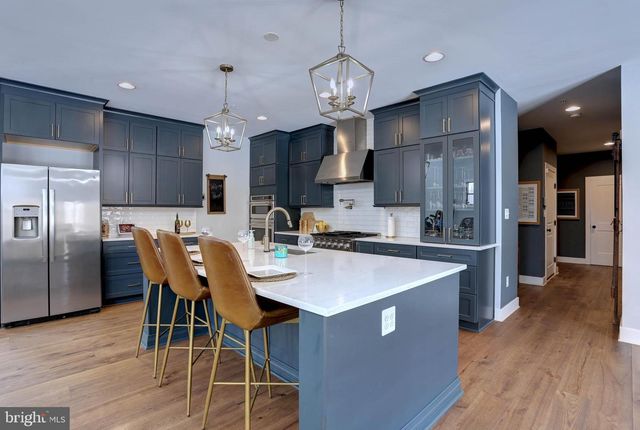 8104 REDSTONE RD, Kingsville, MD 21087