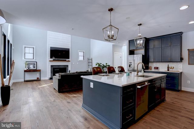 8104 REDSTONE RD, Kingsville, MD 21087