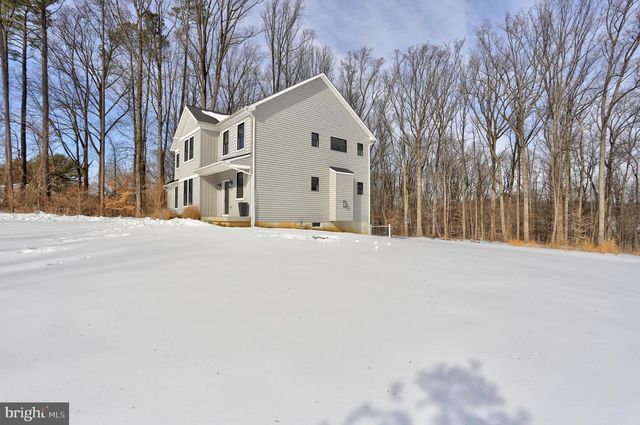 8104 REDSTONE RD, Kingsville, MD 21087