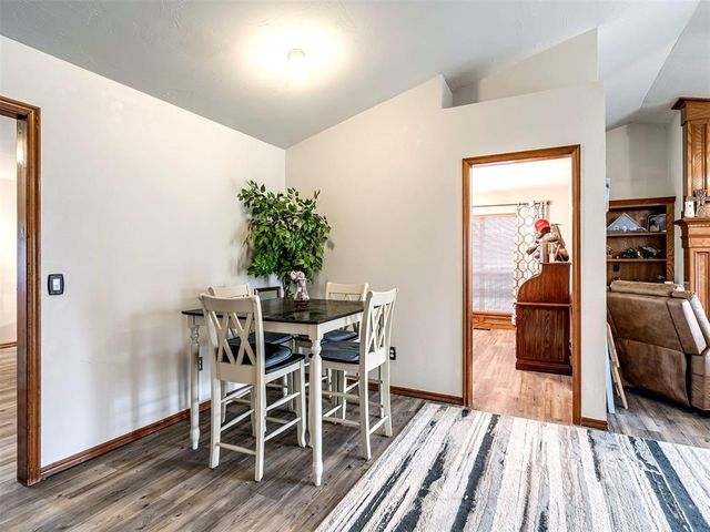 520 Greenfield Drive, Yukon, OK 73099