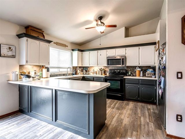 520 Greenfield Drive, Yukon, OK 73099