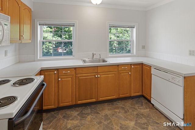 2 Sterling Drive 2, Clinton, CT 06413