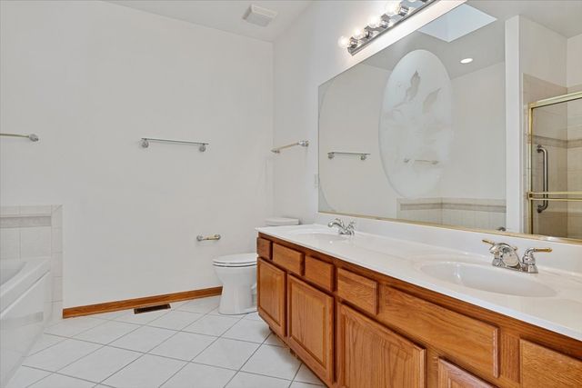 1481 W Grand Haven Road, Romeoville, IL 60446