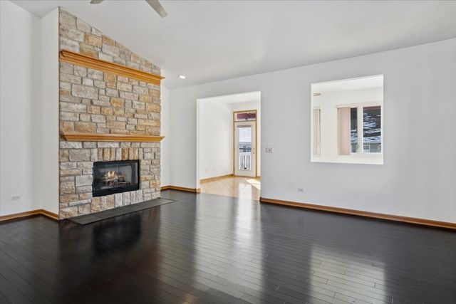 1481 W Grand Haven Road, Romeoville, IL 60446