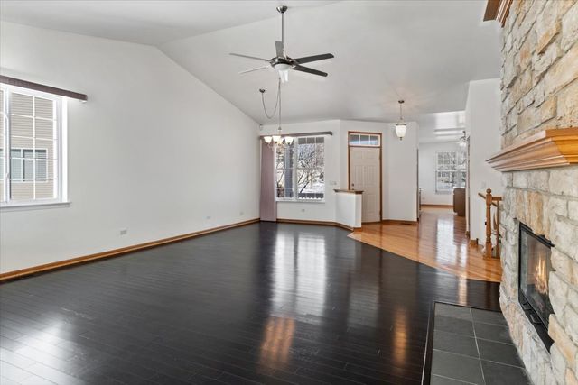 1481 W Grand Haven Road, Romeoville, IL 60446