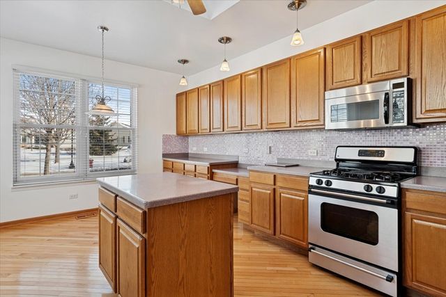 1481 W Grand Haven Road, Romeoville, IL 60446