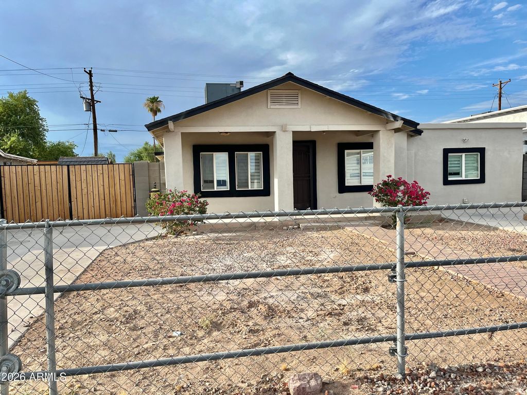 10918 W DURANGO Street, Avondale, AZ 85323 — photo 2