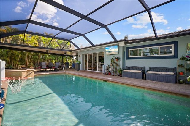 101 SE 41st TER, Cape Coral, FL 33904