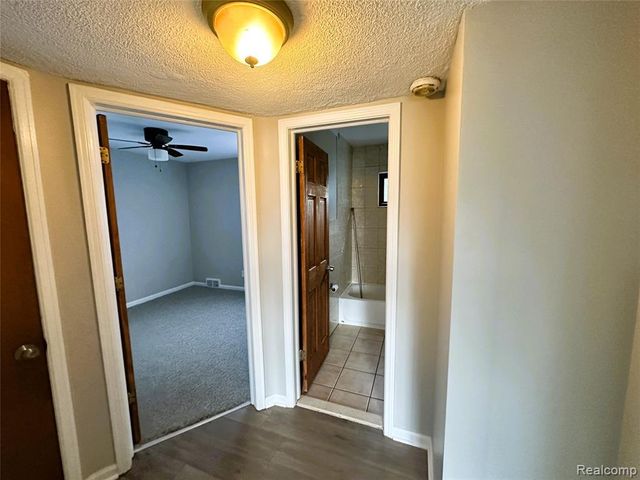 25115 Andover Drive, Dearborn Heights, MI 48125