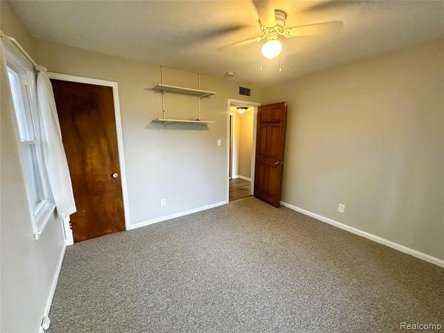 25115 Andover Drive, Dearborn Heights, MI 48125
