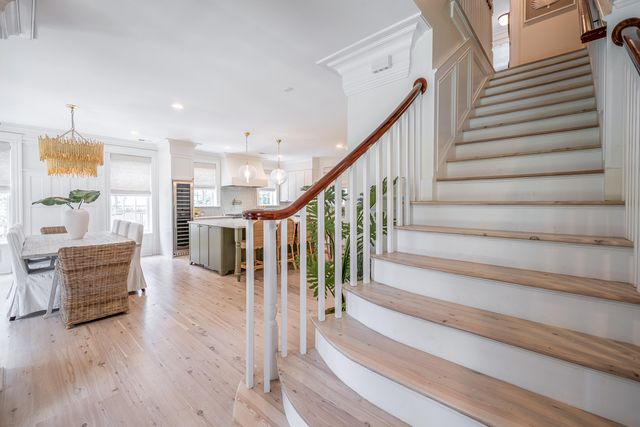 108 Live Oak Drive, Mount Pleasant, SC 29464