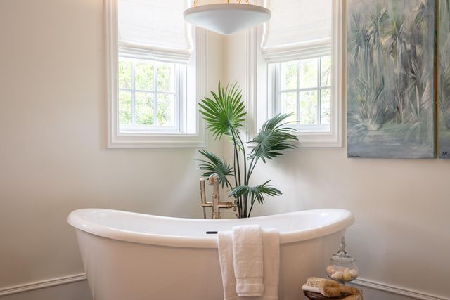 108 Live Oak Drive, Mount Pleasant, SC 29464