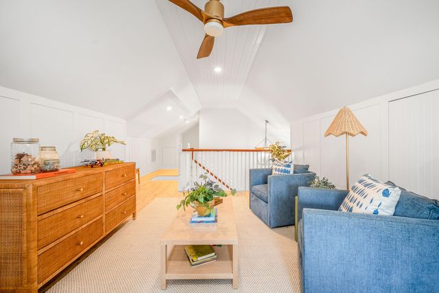 108 Live Oak Drive, Mount Pleasant, SC 29464