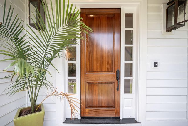 108 Live Oak Drive, Mount Pleasant, SC 29464