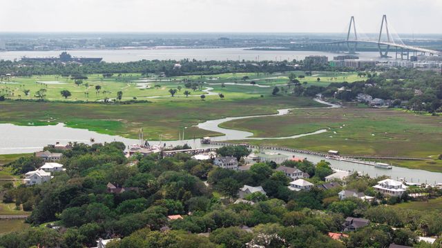 108 Live Oak Drive, Mount Pleasant, SC 29464