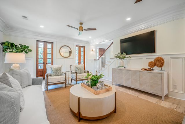 108 Live Oak Drive, Mount Pleasant, SC 29464