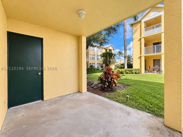 6331 La Costa Dr A, Boca Raton, FL 33433
