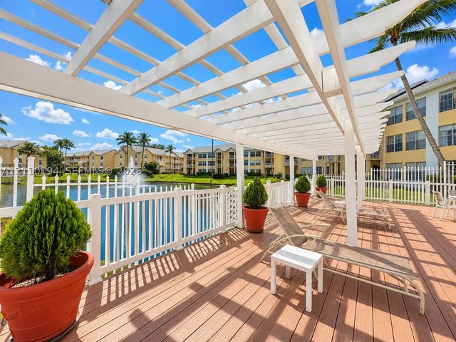 6331 La Costa Dr A, Boca Raton, FL 33433