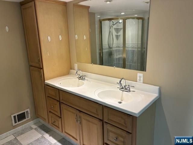 19 Crescent Road, Wayne, NJ 07470