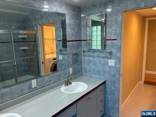 19 Crescent Road, Wayne, NJ 07470