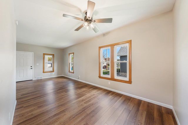 1421 CEDAR STREET, Oshkosh, WI 54901