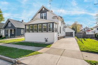 1421 CEDAR STREET, Oshkosh, WI 54901