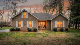 403 TIMBERLANE AVENUE, Tullahoma, TN 37388