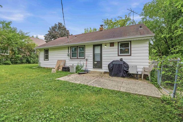 2514 W RAMSEY AVENUE, Milwaukee, WI 53221