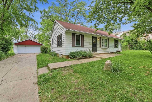 2514 W RAMSEY AVENUE, Milwaukee, WI 53221