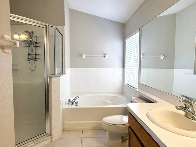 2345 ROANOKE SPRINGS DRIVE, Ruskin, FL 33570