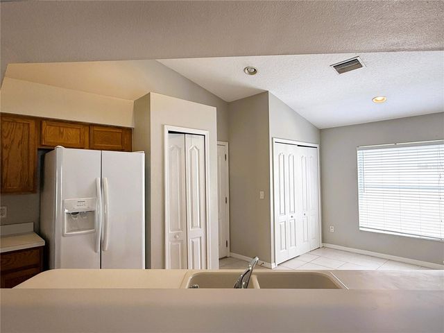 2345 ROANOKE SPRINGS DRIVE, Ruskin, FL 33570