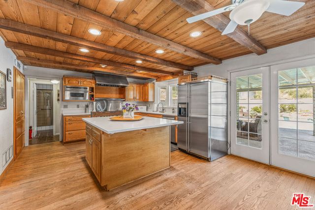 28132 Oak Spring Canyon Road, Canyon Country, CA 91387