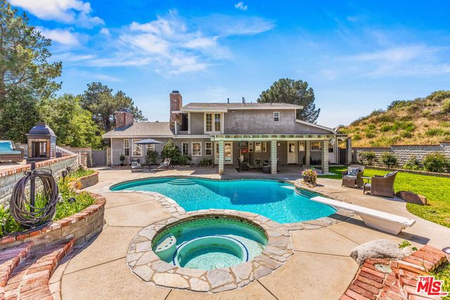 28132 Oak Spring Canyon Road, Canyon Country, CA 91387