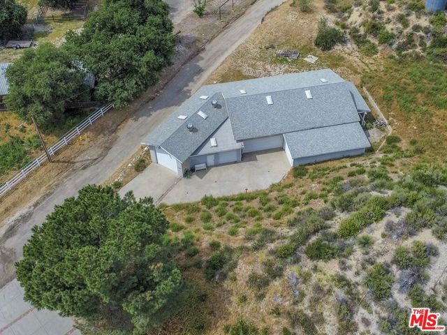 28132 Oak Spring Canyon Road, Canyon Country, CA 91387