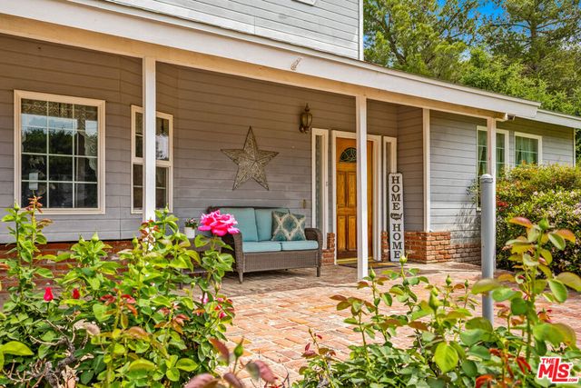 28132 Oak Spring Canyon Road, Canyon Country, CA 91387