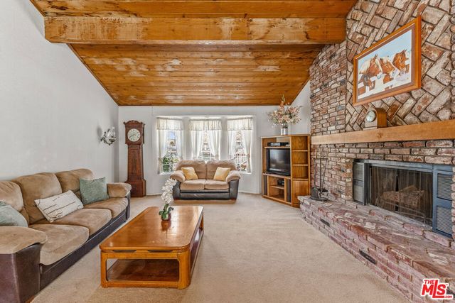 28132 Oak Spring Canyon Road, Canyon Country, CA 91387