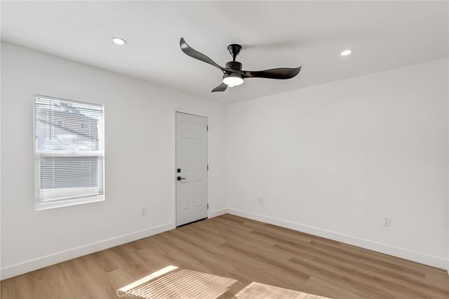 622 W 99th, Los Angeles, CA 90044