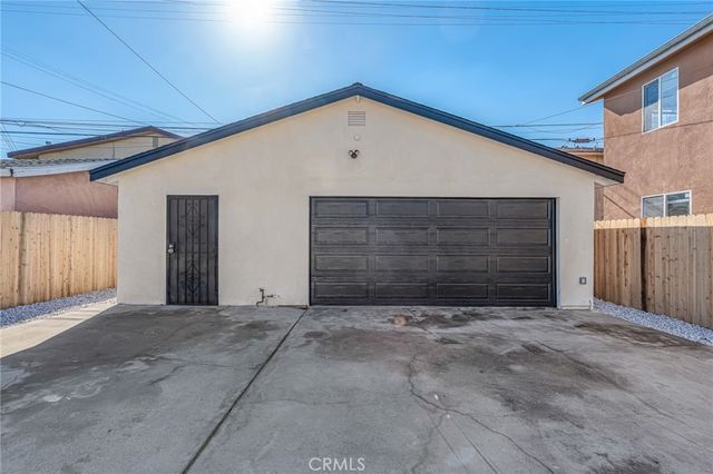 622 W 99th, Los Angeles, CA 90044