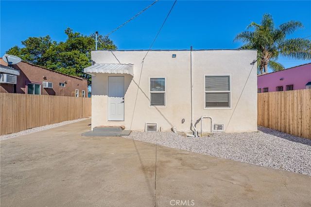 622 W 99th, Los Angeles, CA 90044